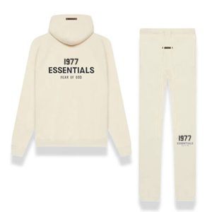 Shop the 1977 Essentials Buttercream FW Set for a retro-inspired, comfortable, and stylish look with timeless vintage charm. Perfect for any occasion