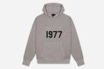 The 1977 NICCE Men's Mercury Oversized Hoodie in grey offers ultimate comfort with its relaxed fit, stylish design, and premium fabric for everyday wear.