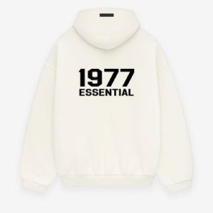Shop the 1977 Essentials Fleece Hoodie Beige in Olive for ultimate comfort, style, and versatility. Perfect for everyday casual wear and relaxation.